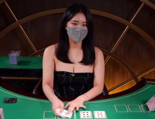 반짝이는 마스크보다 빛나는 집중력