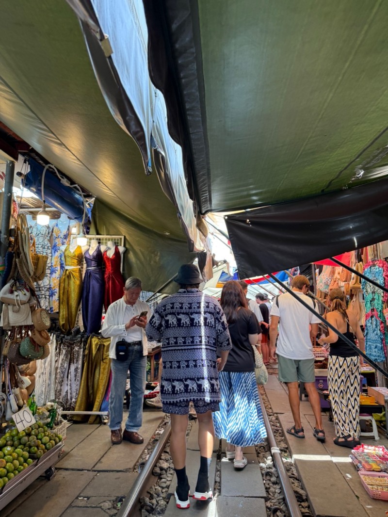 말레이시아에있다가 태국왔는데