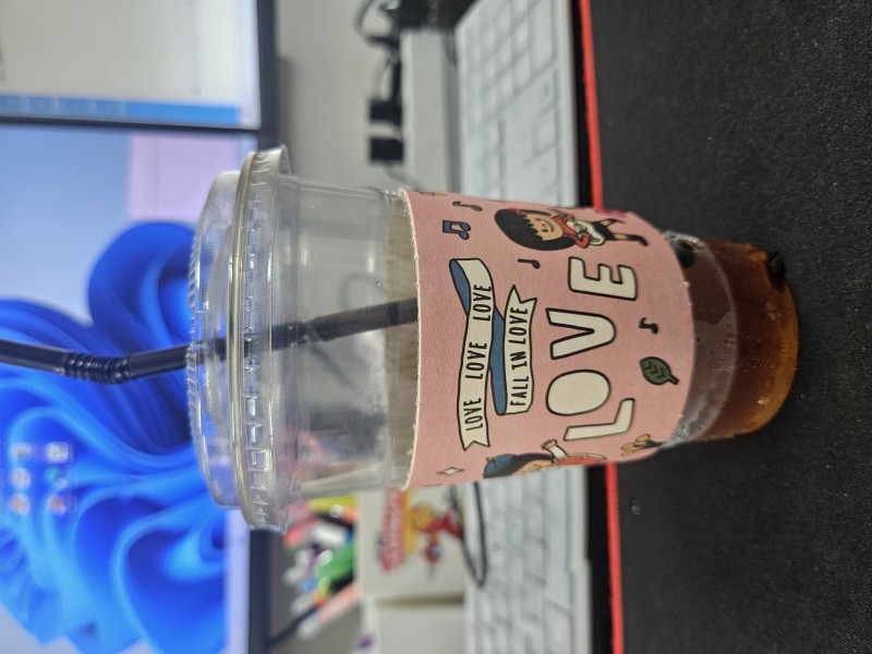 커피는 사랑이쥬